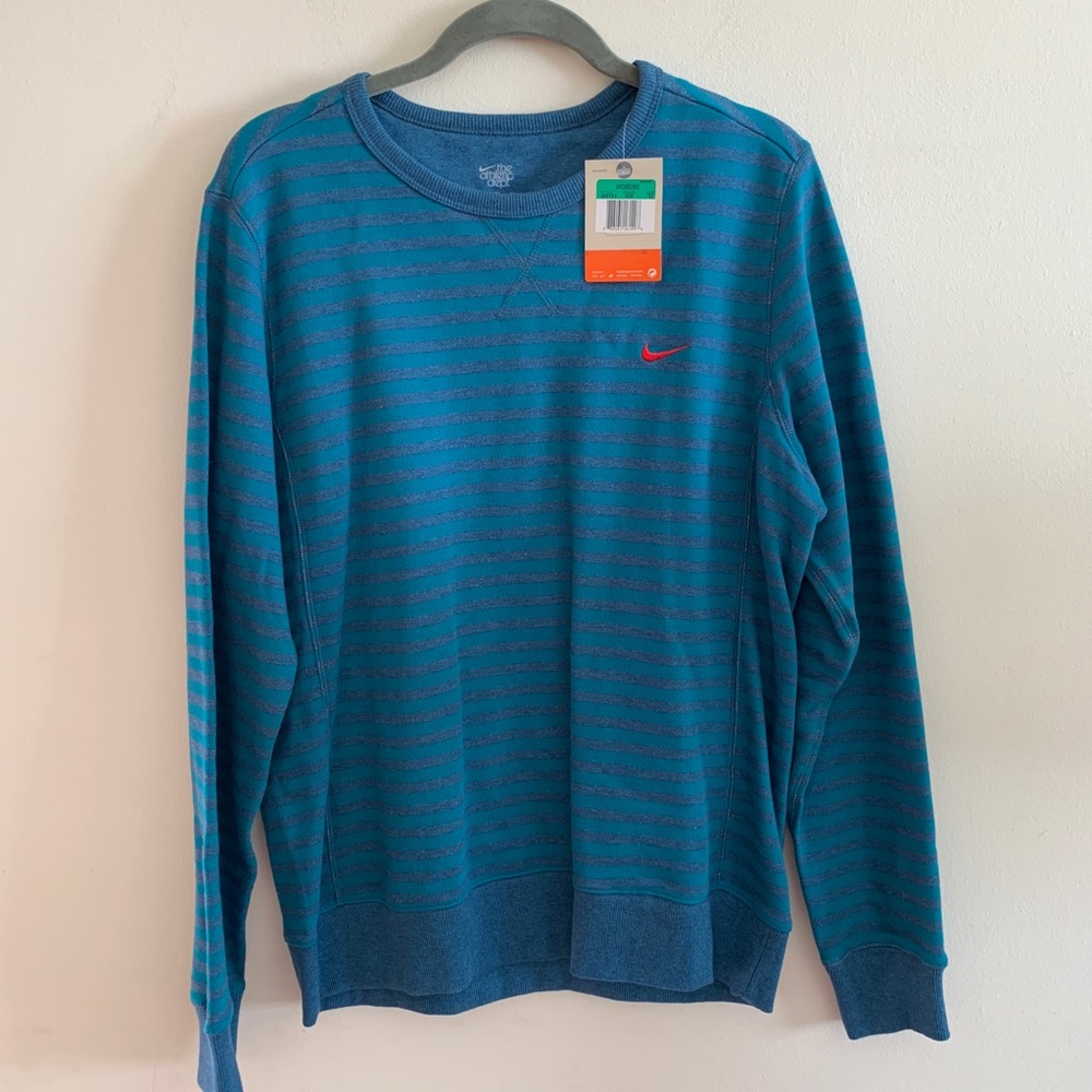NWT Nike crewneck sweatshirt